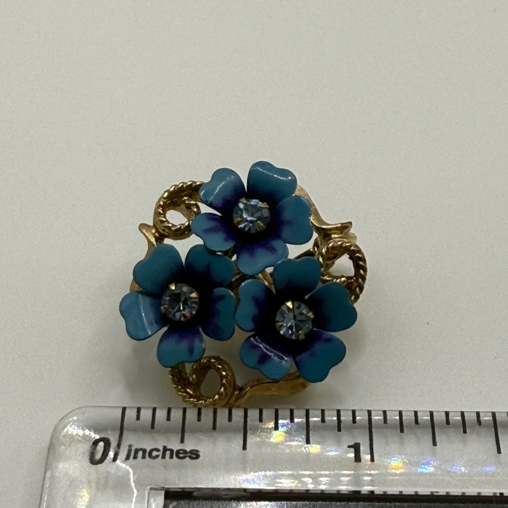 Avon Vintage Blue Enamel Flower Brooch and Clip On Earring Set Gold Tone Floral